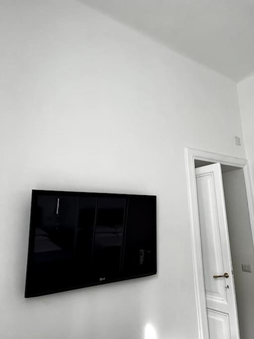Hotel Virginia Apartaments - Stazione Termini Rome Exterior photo