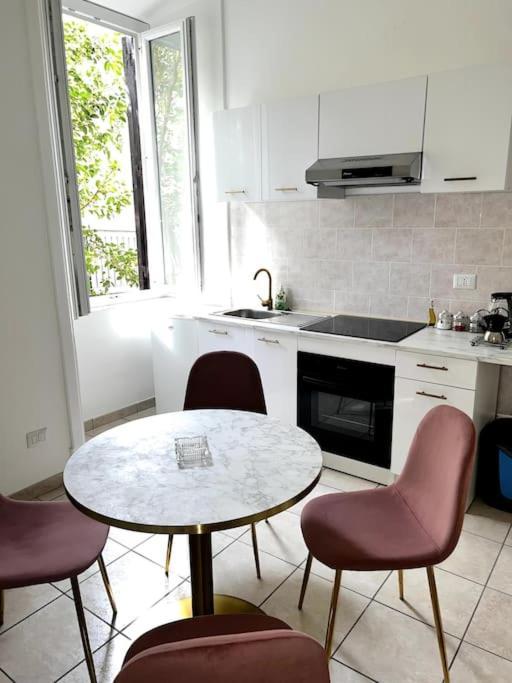 Hotel Virginia Apartaments - Stazione Termini Rome Exterior photo
